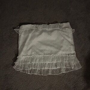 White lace mini skirt